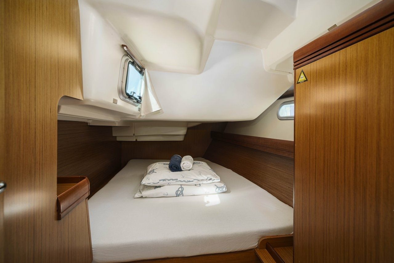 Jeanneau Sun Odyssey 42 | Ema