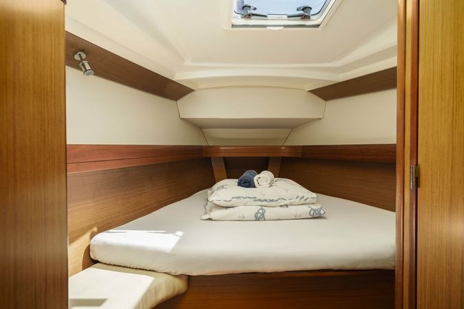 Jeanneau Sun Odyssey 42 | Ema