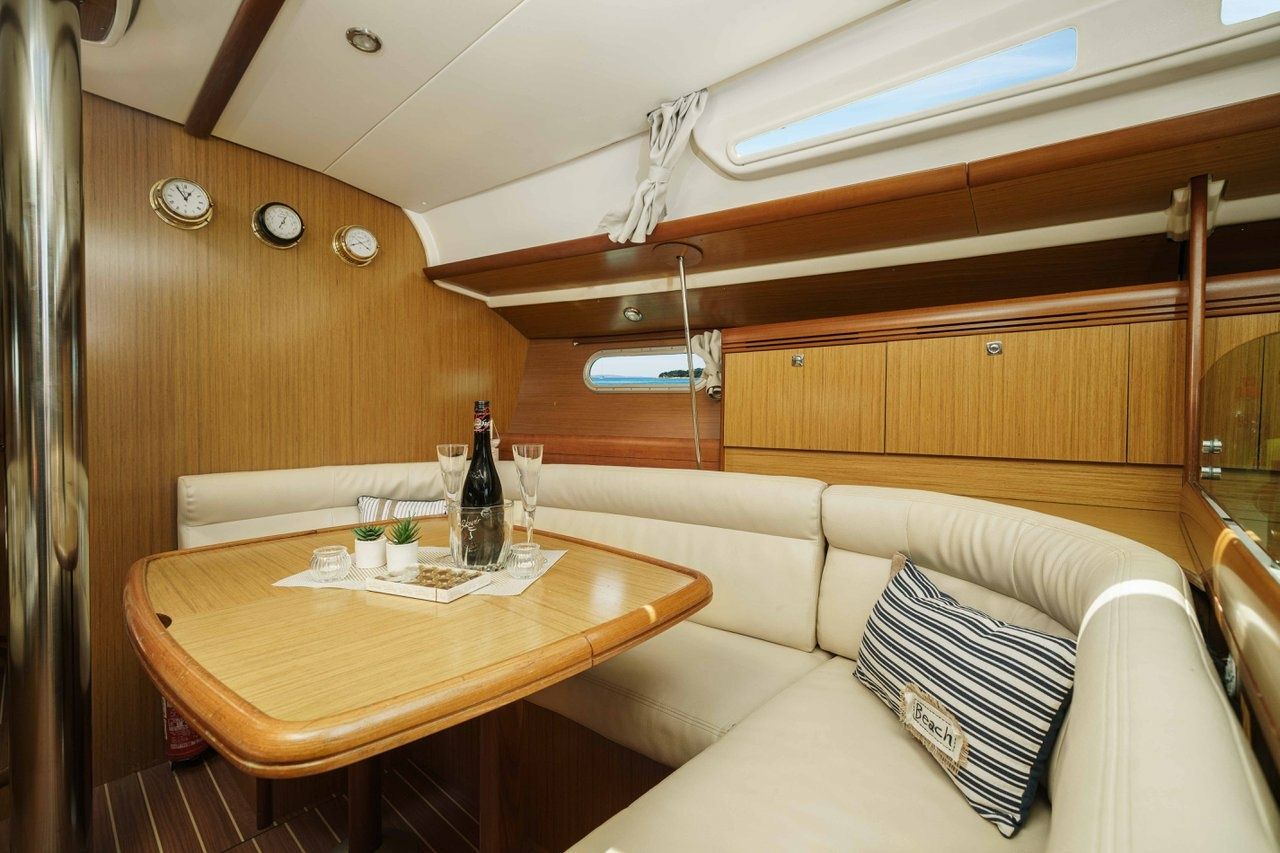 Jeanneau Sun Odyssey 42 | Ema