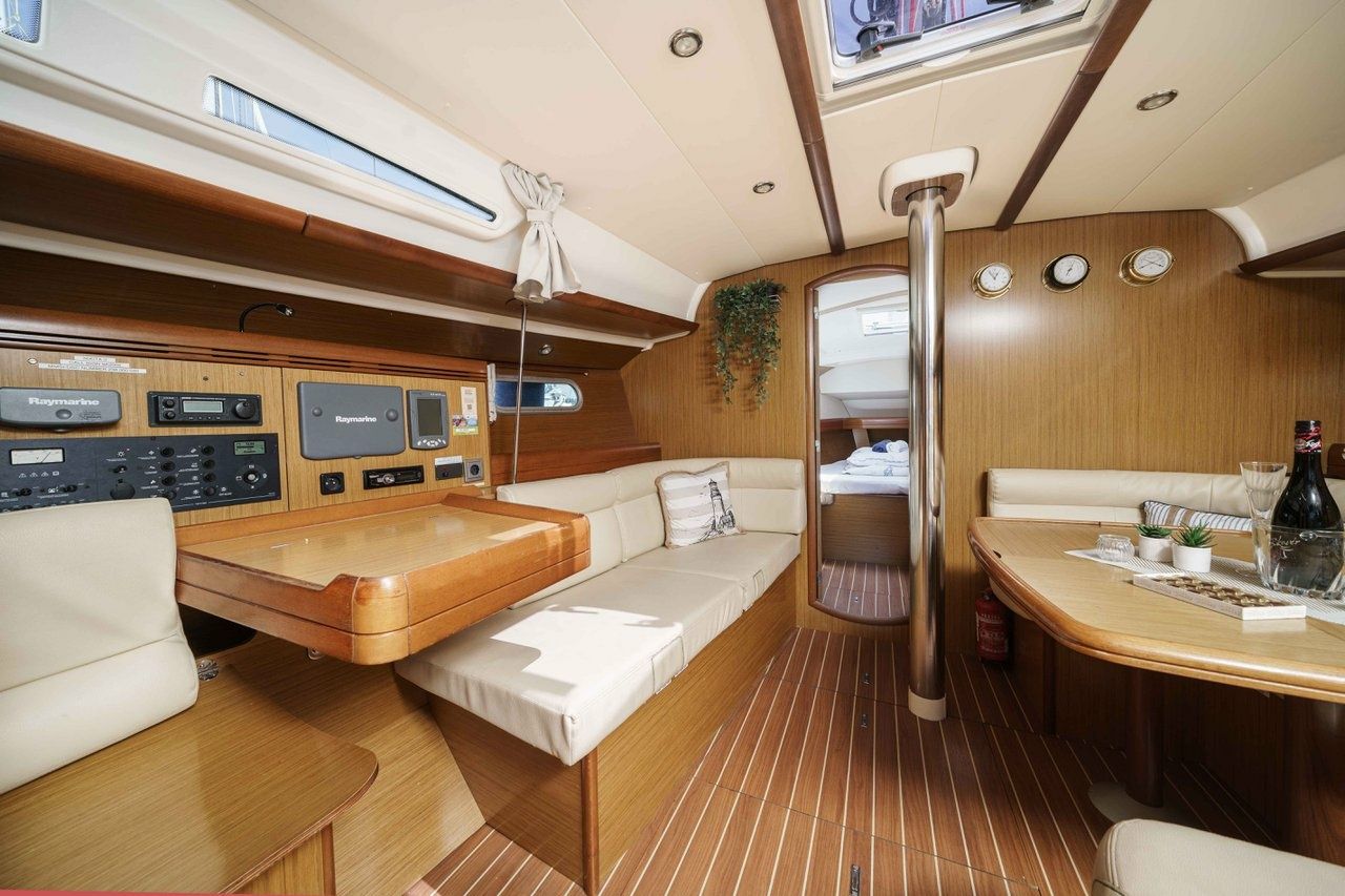 Jeanneau Sun Odyssey 42 | Ema