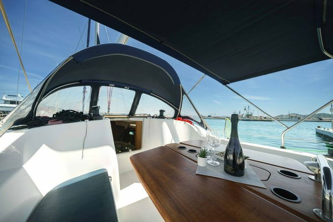 Jeanneau Sun Odyssey 42 | Ema