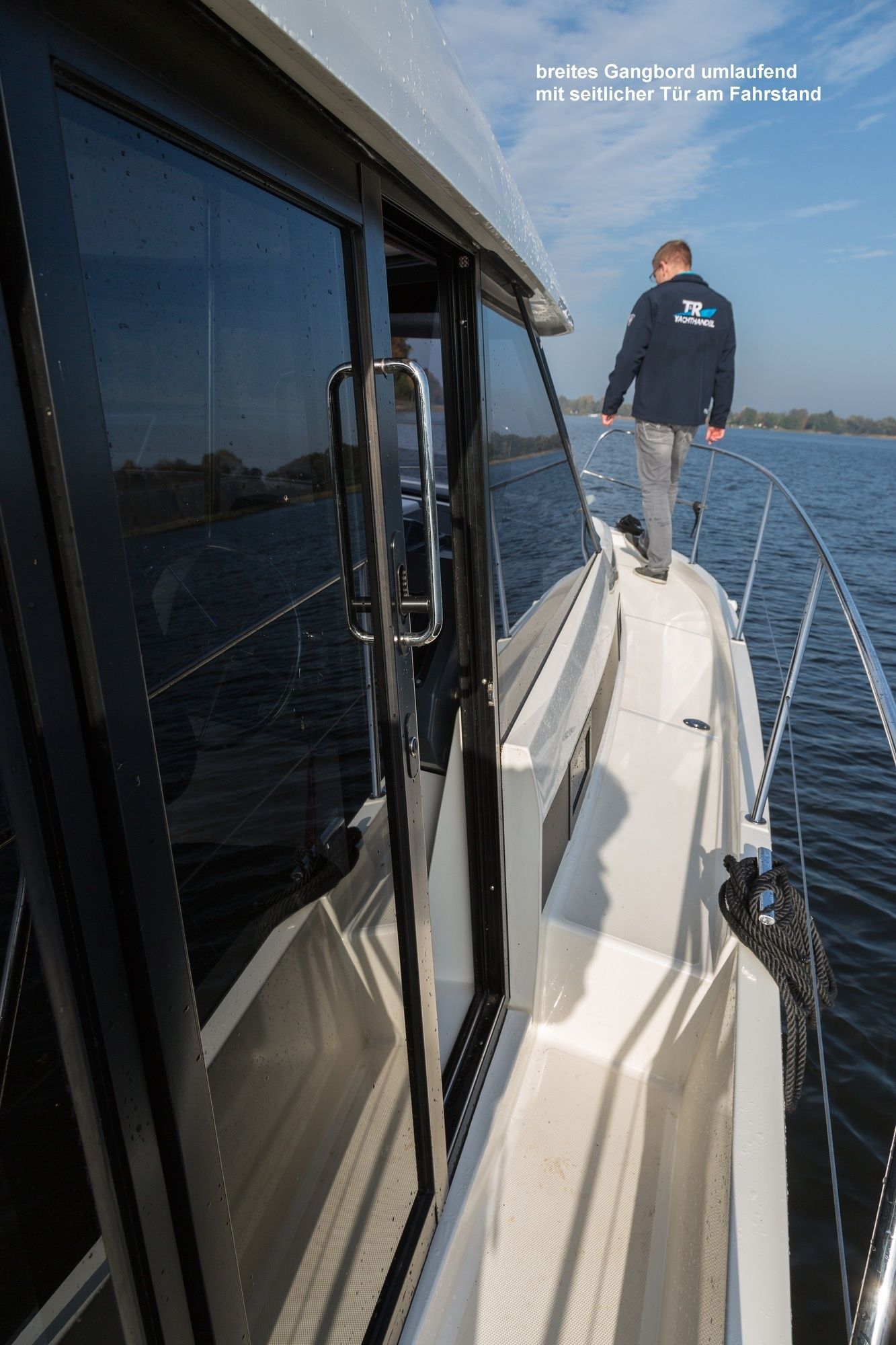 Platinum 989 Flybridge | Frohes Mäxchen