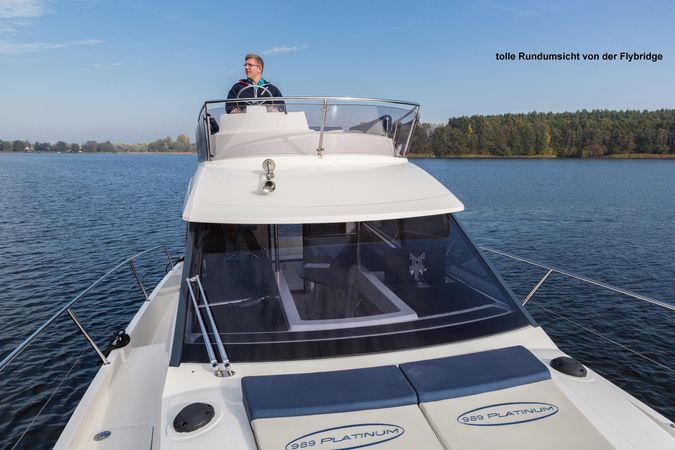 Platinum 989 Flybridge | Frohes Mäxchen