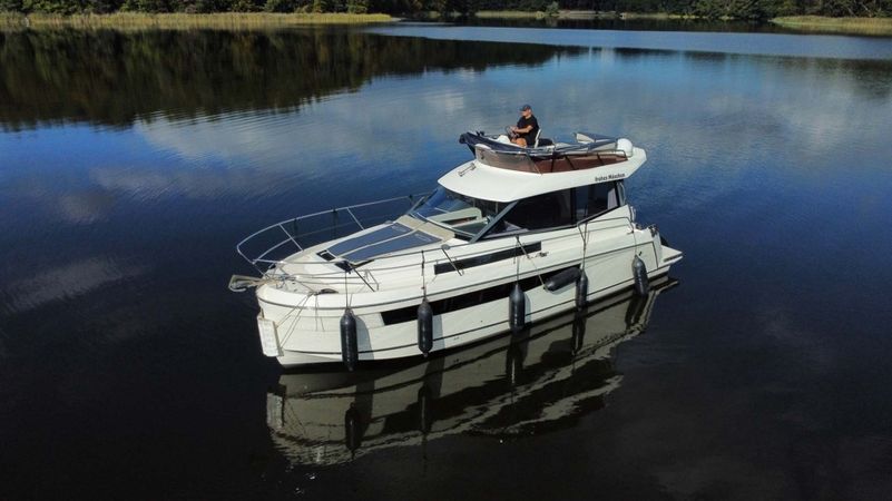 Platinum 989 Flybridge | Frohes Mäxchen