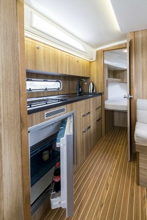 Cobra Yachts 900 | Secret Line