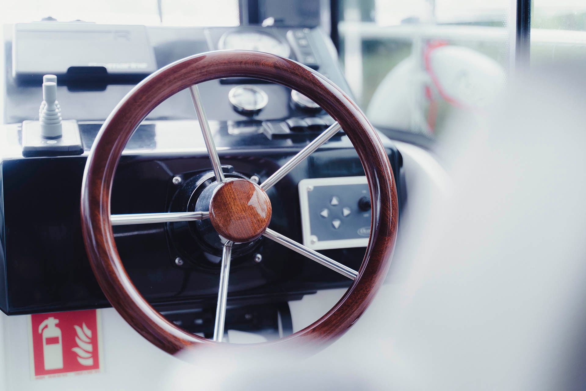 Nikhen Aquasun 34 | MaLa