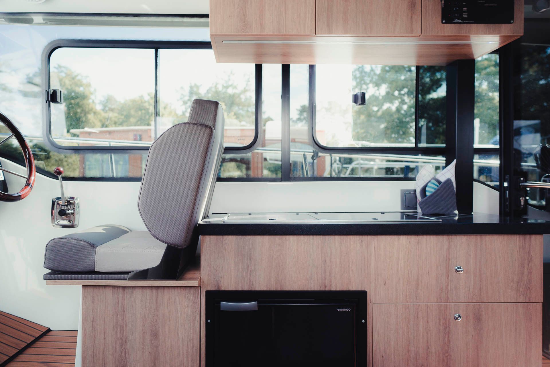 Nikhen Aquasun 34 | MaLa