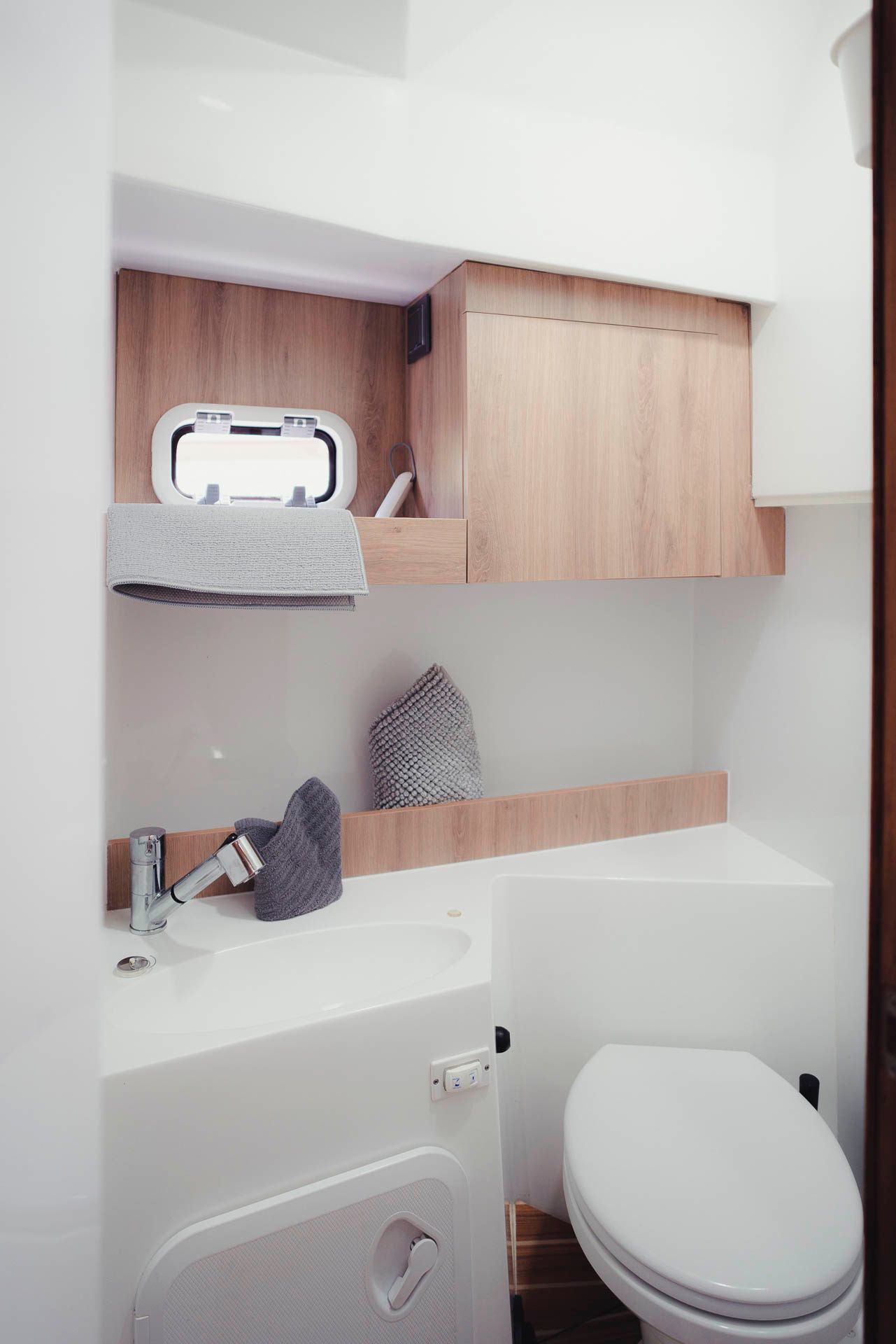 Nikhen Aquasun 34 | MaLa