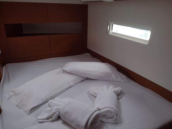 Jeanneau Sun Odyssey 410 | Saint Raphael