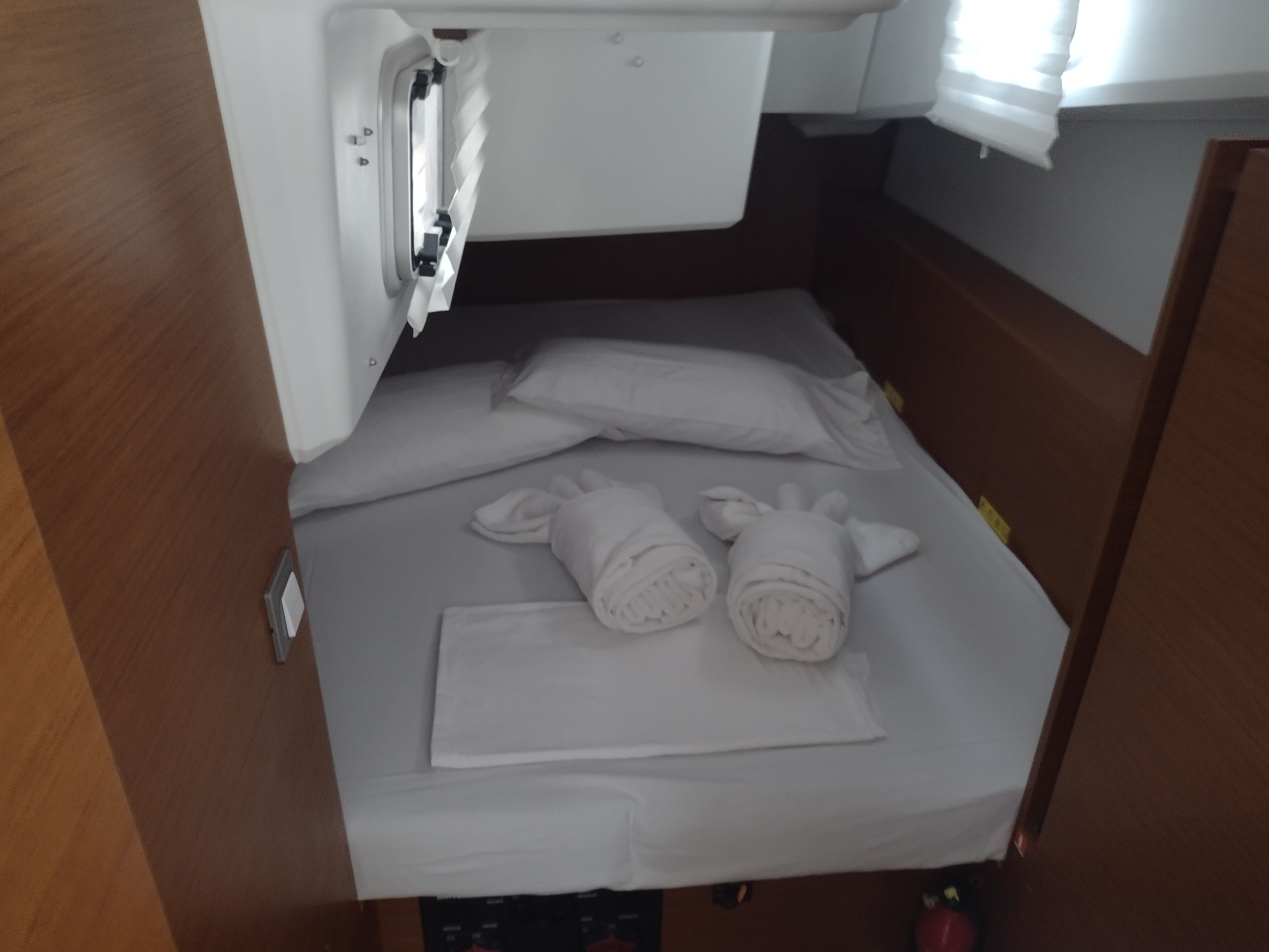 Jeanneau Sun Odyssey 380 | Philippa