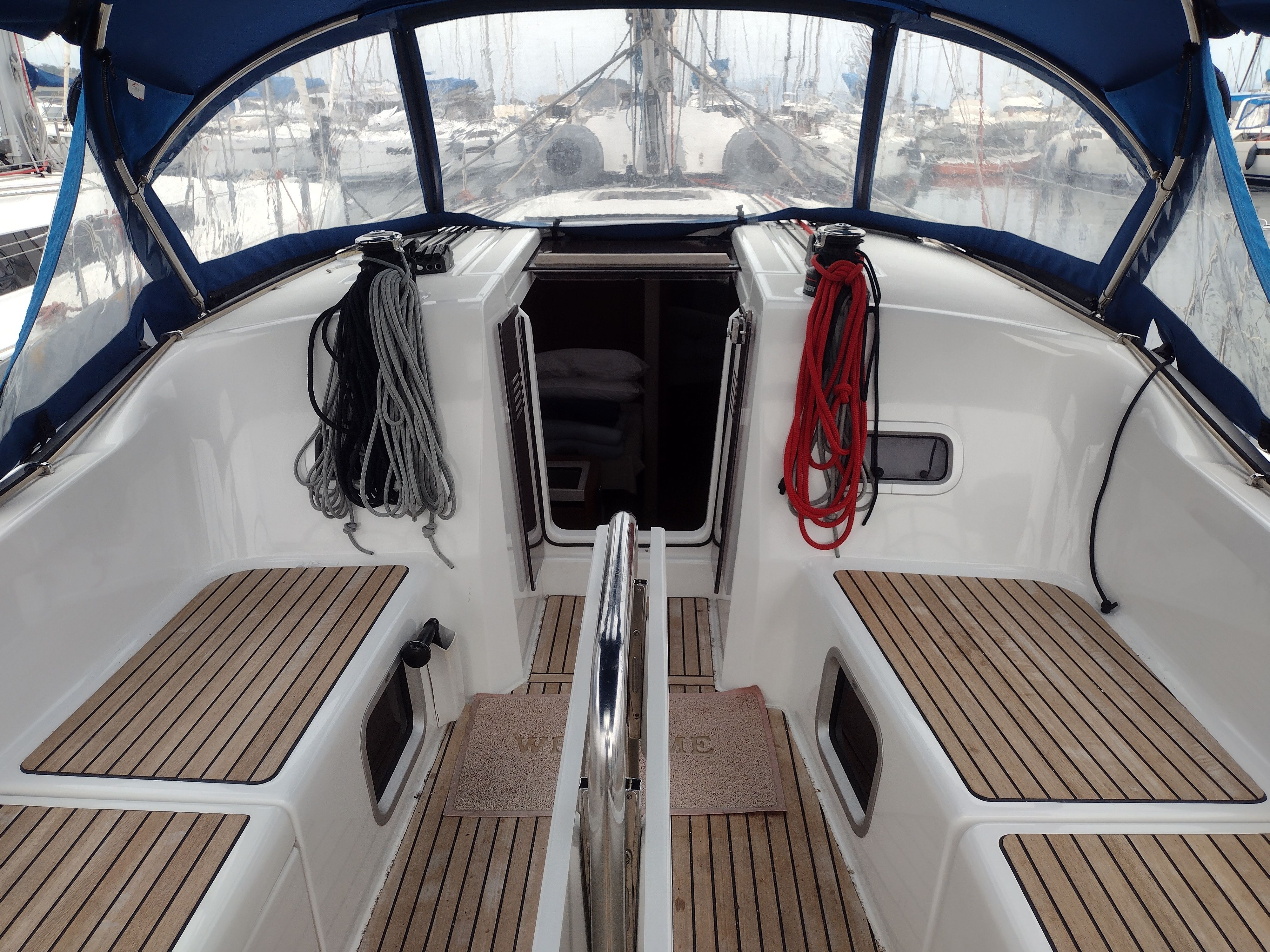 Jeanneau Sun Odyssey 380 | Philippa