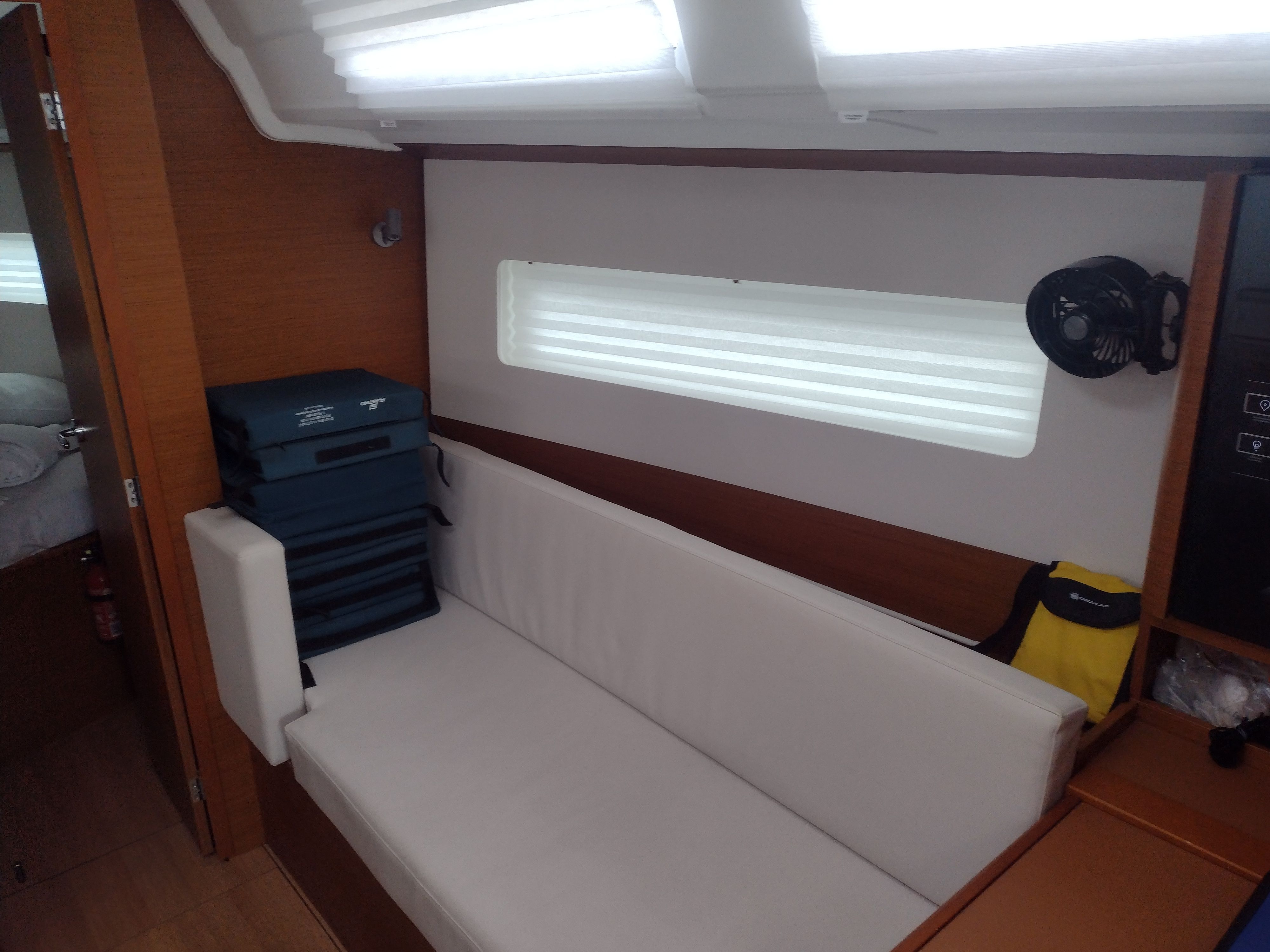 Jeanneau Sun Odyssey 380 | Philippa