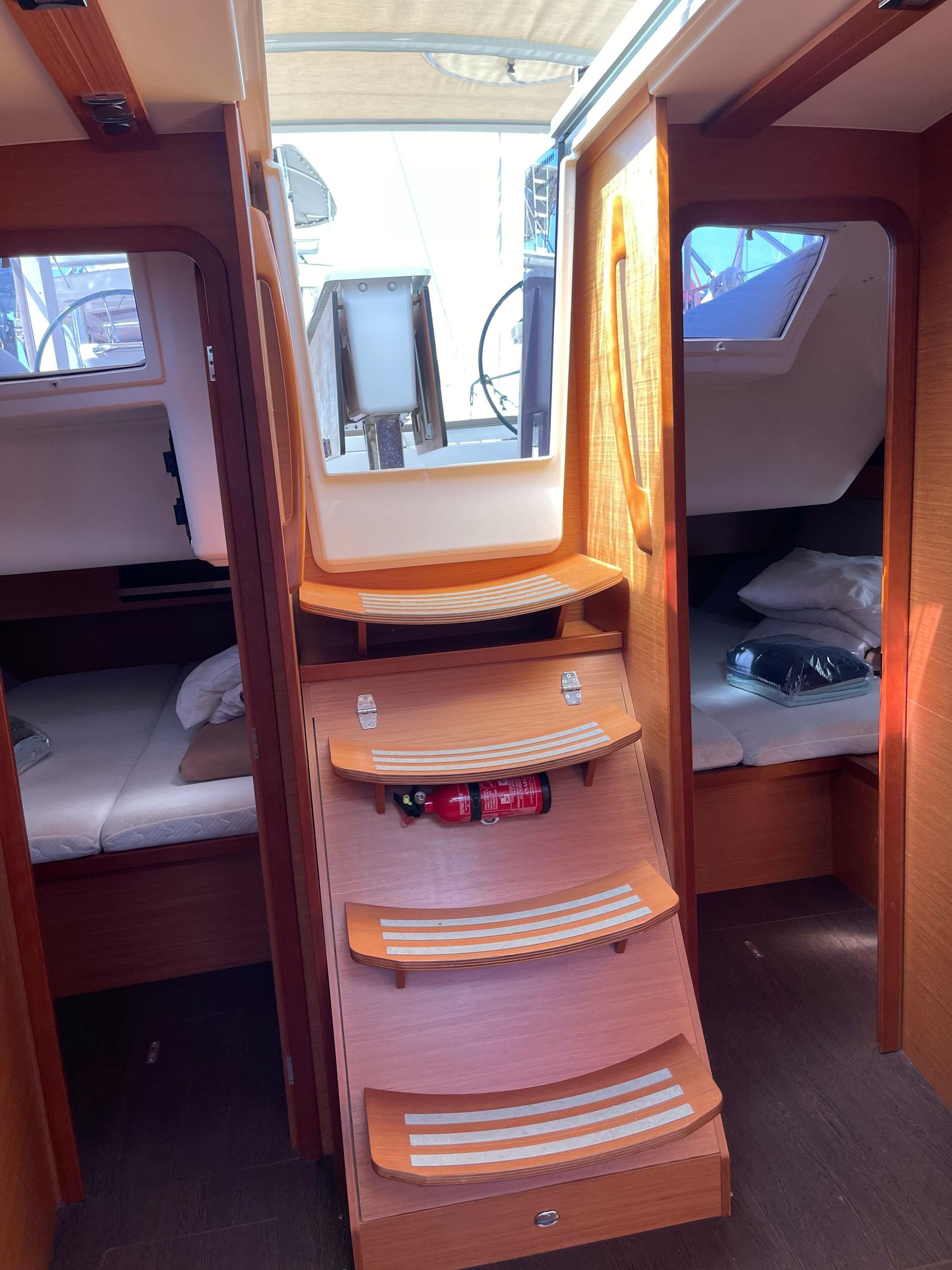 Dufour 430 | Luna Rossa