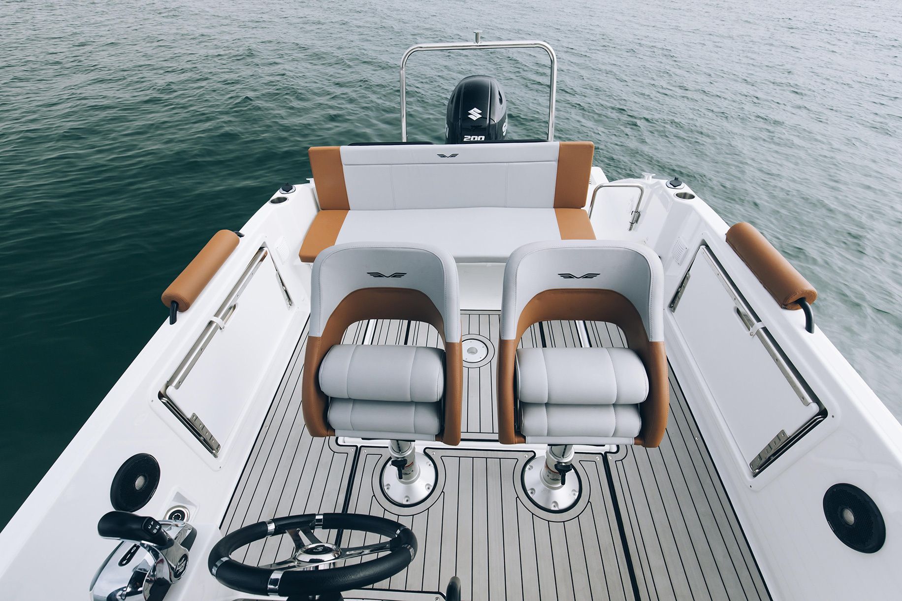 Beneteau Flyer 7 Spacedeck | Steredennek