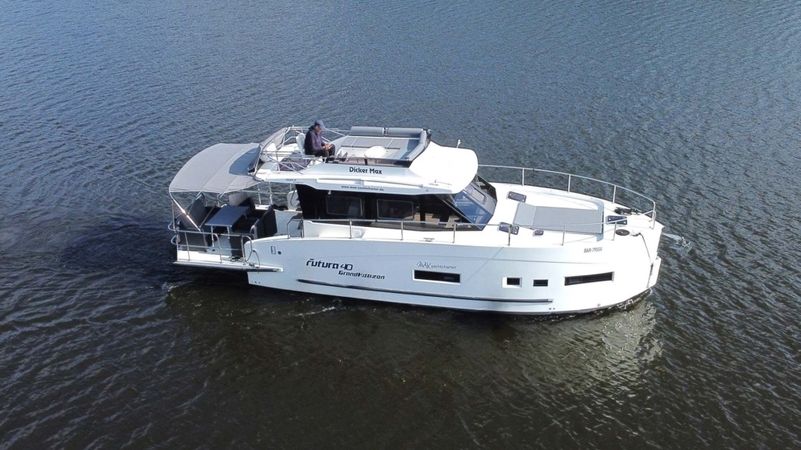 Futura 40 | Dicker Max