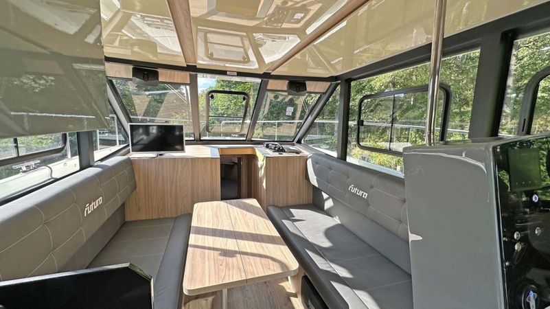 Futura 40 | Dicker Max