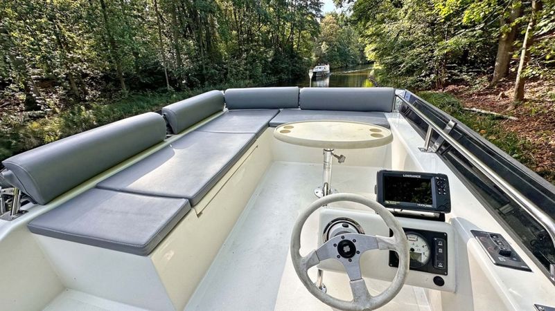 Futura 40 | Dicker Max