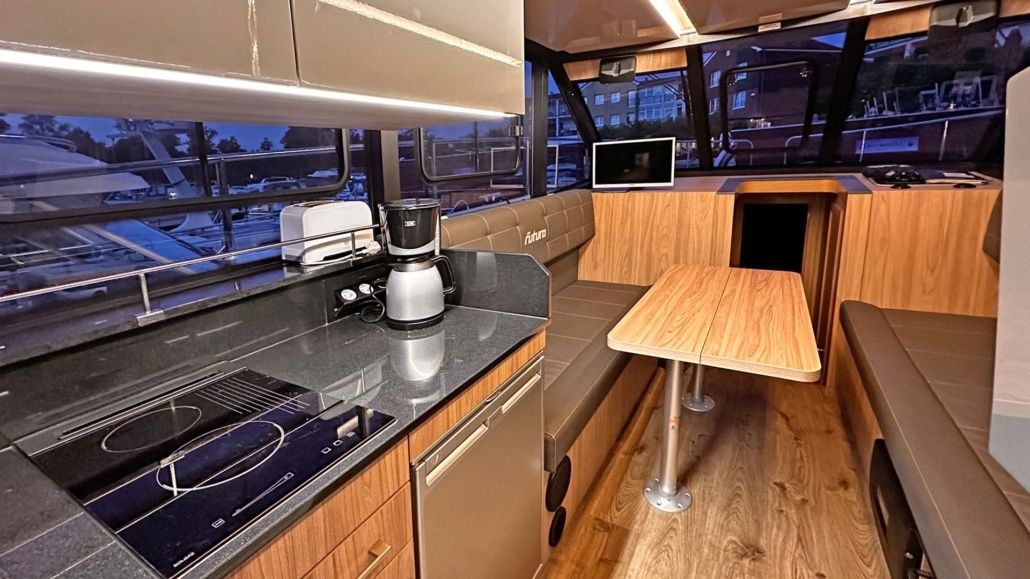 Futura 40 | Dicker Max