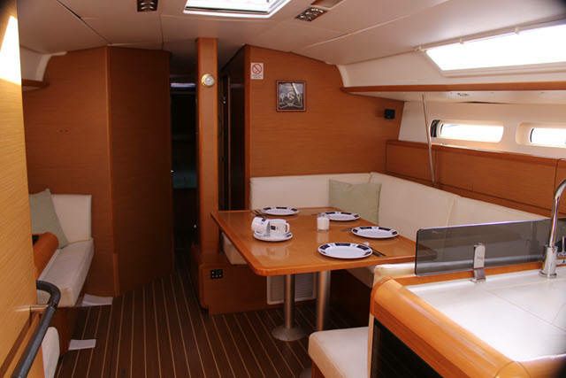 Jeanneau Sun Odyssey 439 | Luna