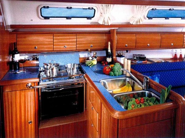 Bavaria 36 | True North