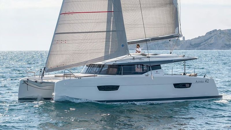 Fountaine Pajot Astrea 42 | Speakeasy