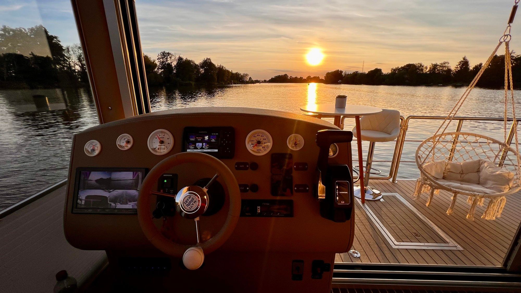 Houseboat Luxboot | Lillit 2