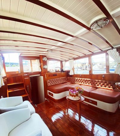 Custom Built 49 | Mami Wata