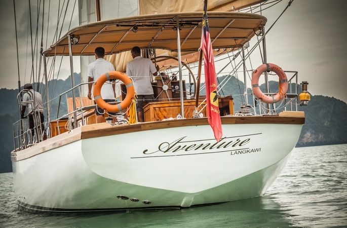 Custom Built 95 | Aventure