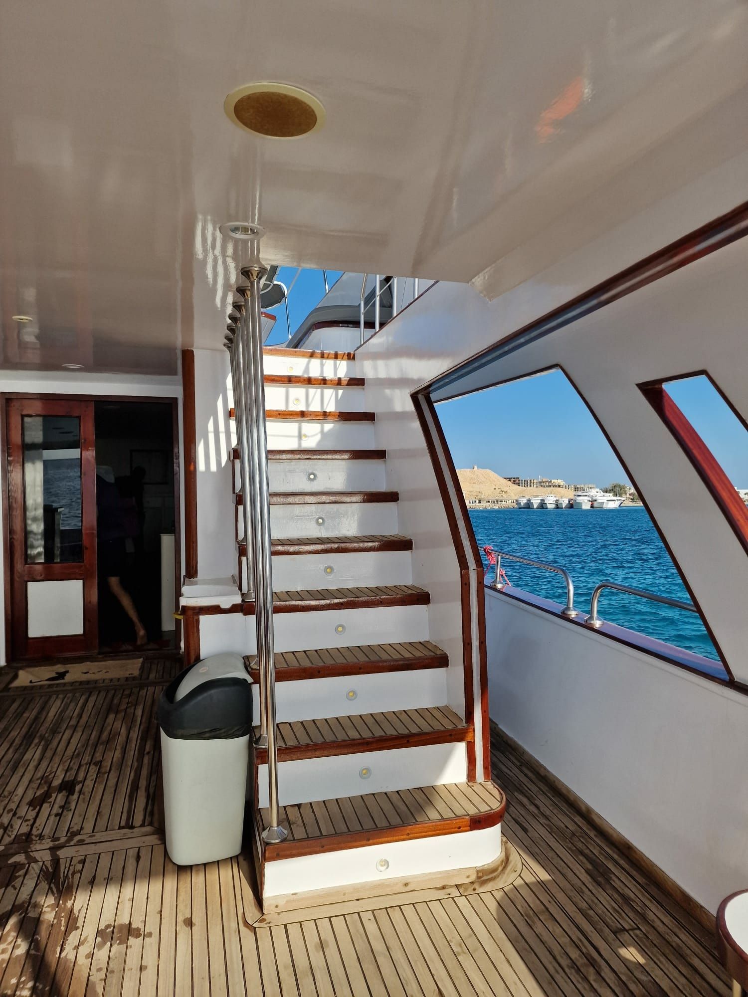 Custom Built 85 | Alesta