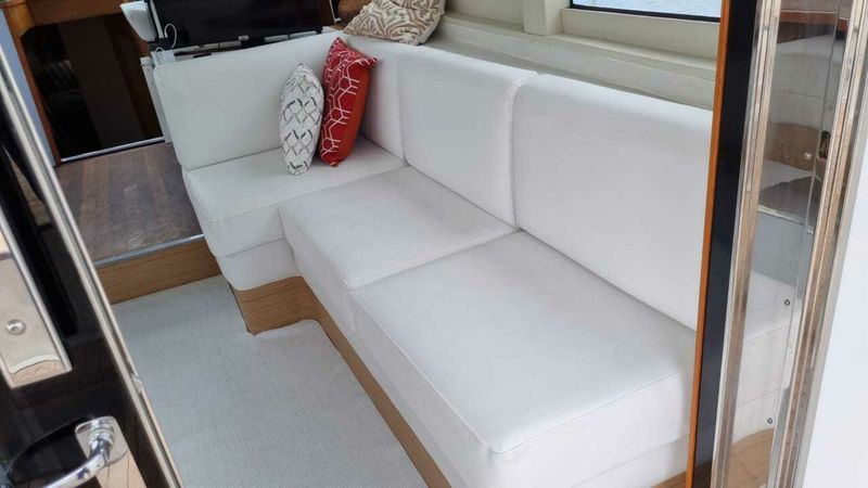 Segue 58 HT | Rhein Sofia