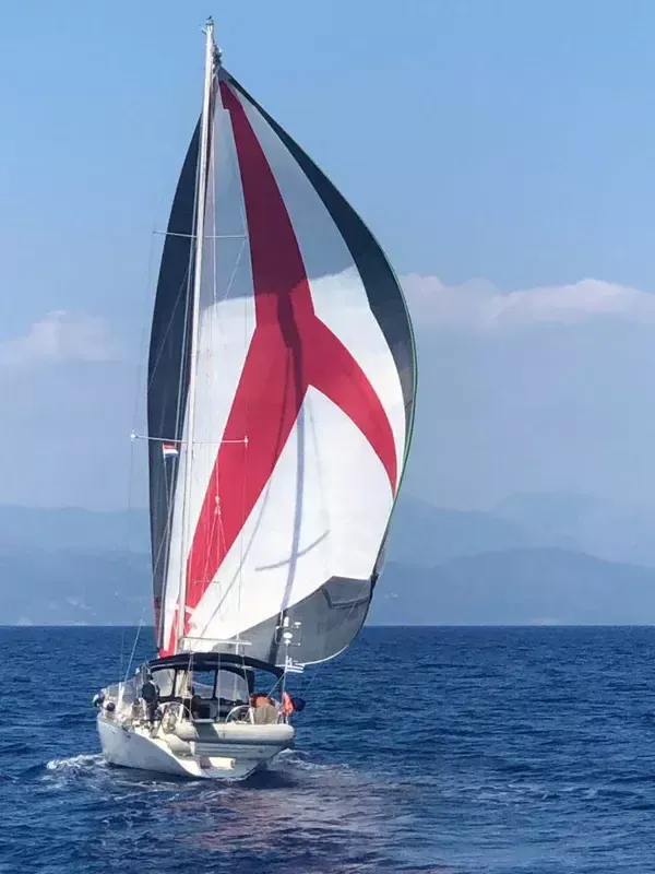 Atlantic Magic 44 | Amazon