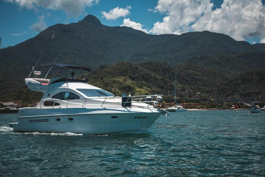 Azimut 380 | Zisan