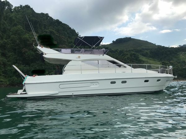 Ferretti 430 | Aquarius 3