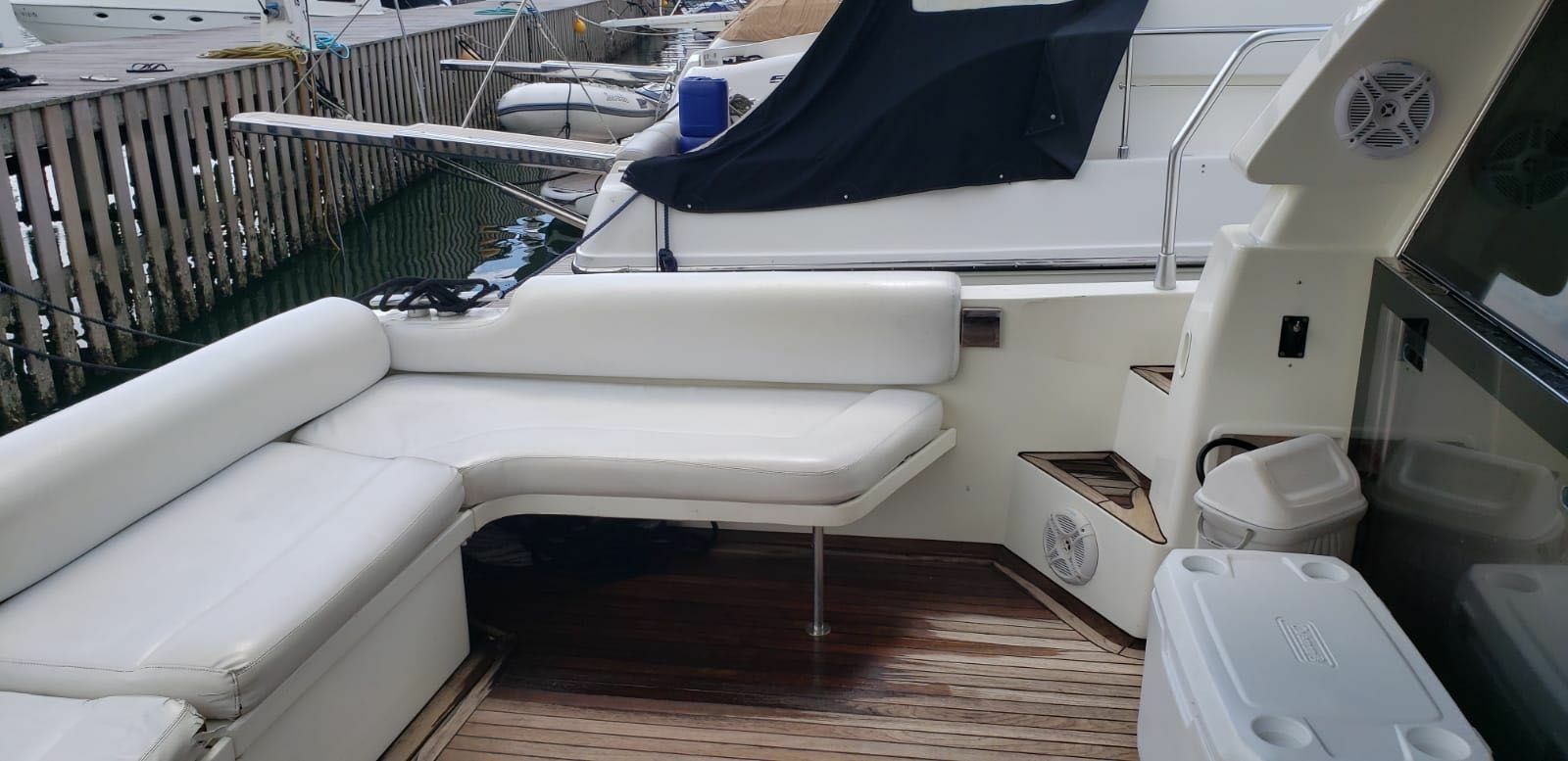 Ferretti 430 | Aquarius 3