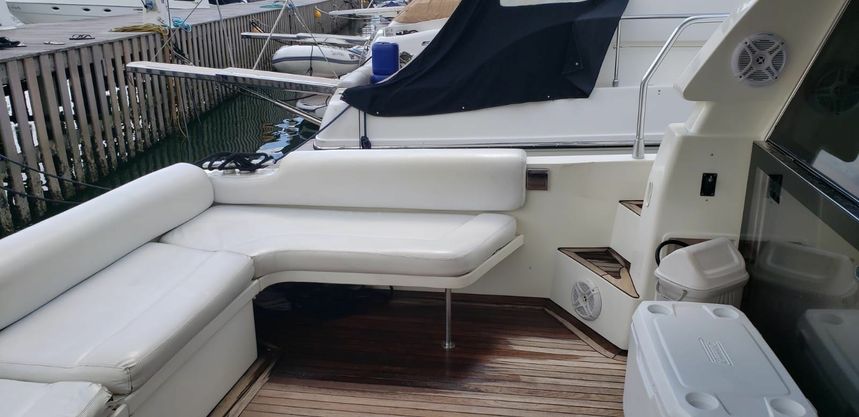 Ferretti 430 | Aquarius 3