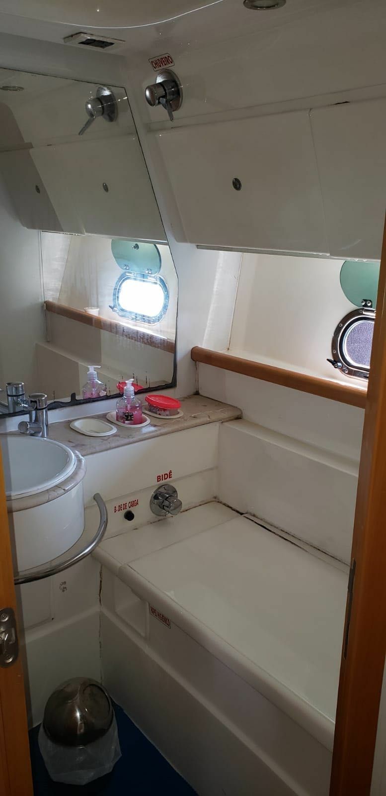 Ferretti 430 | Aquarius 3