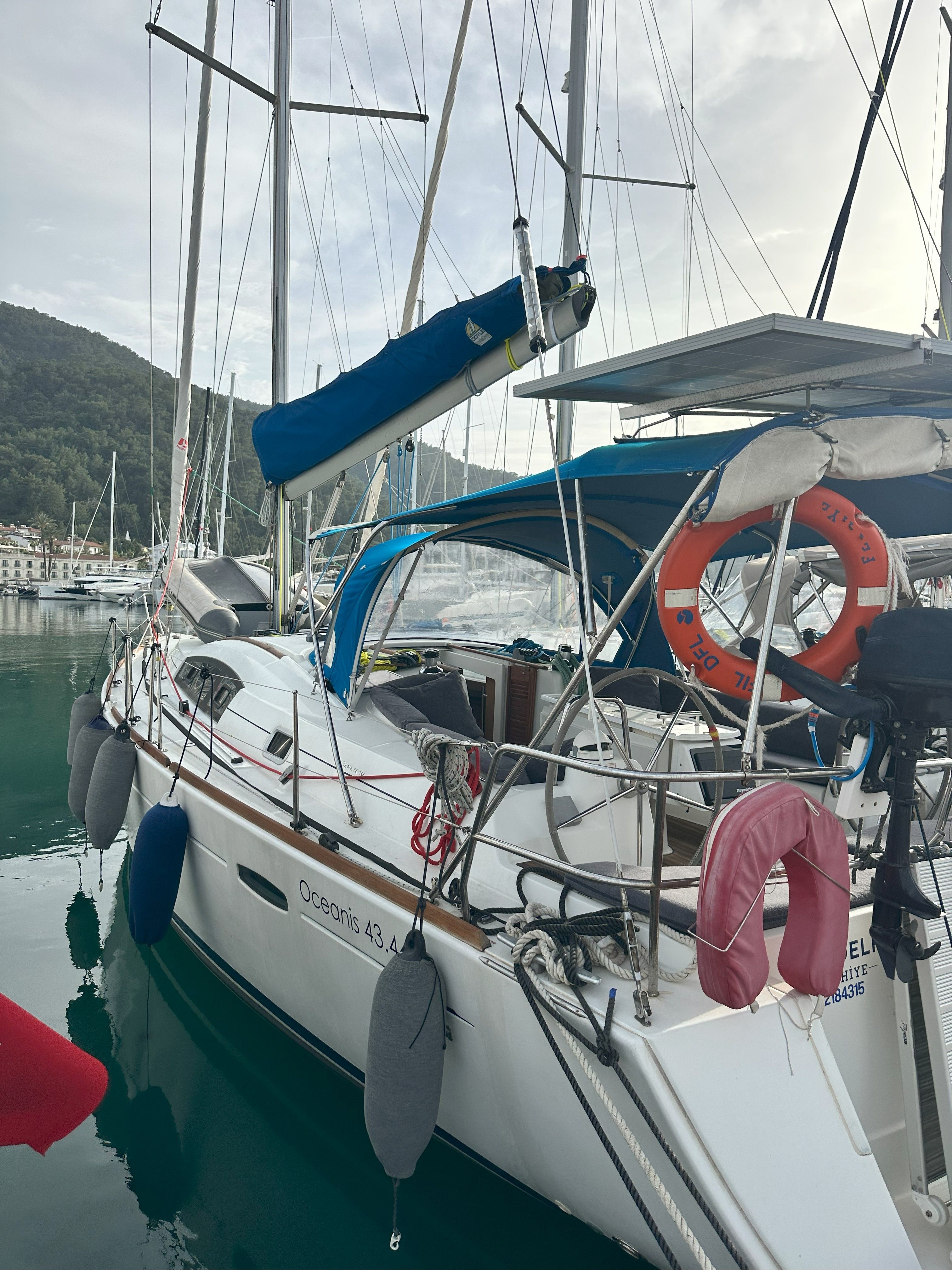 Beneteau Oceanis 43 | Filadelfo