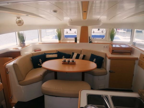 Lagoon 380 S2 | Magano