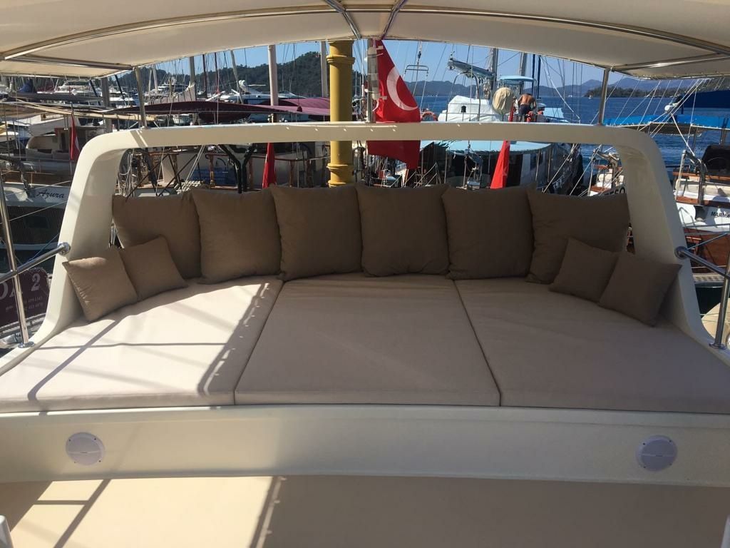 Custom Built 54 | Vega 1