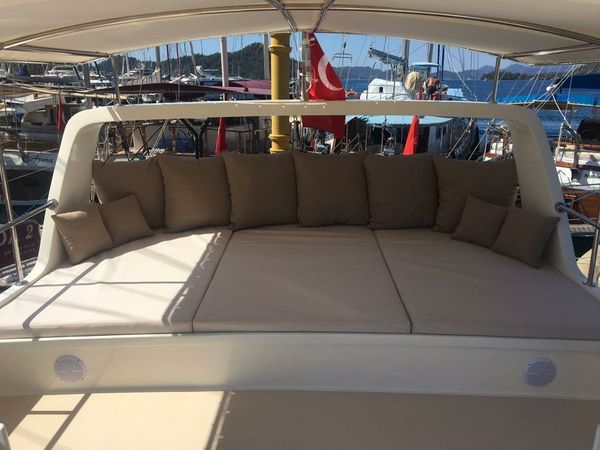 Custom Built 54 | Vega 1