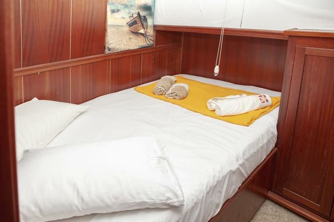 Custom Built 54 | Vega 1