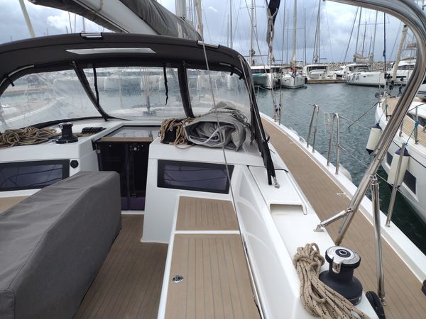 Dufour 470 | Soft Touch