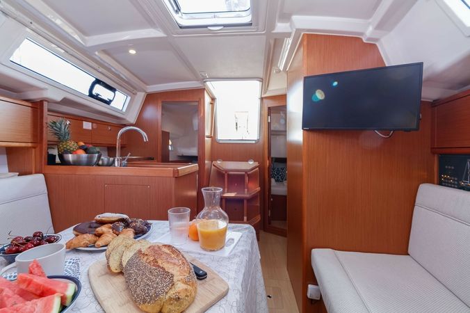 Bavaria Cruiser 34 | Fix