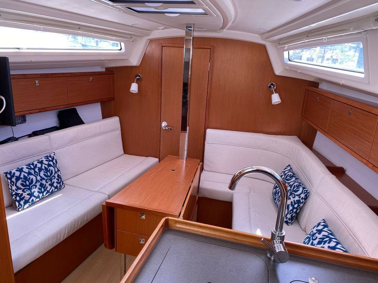 Bavaria Cruiser 34 | Fix