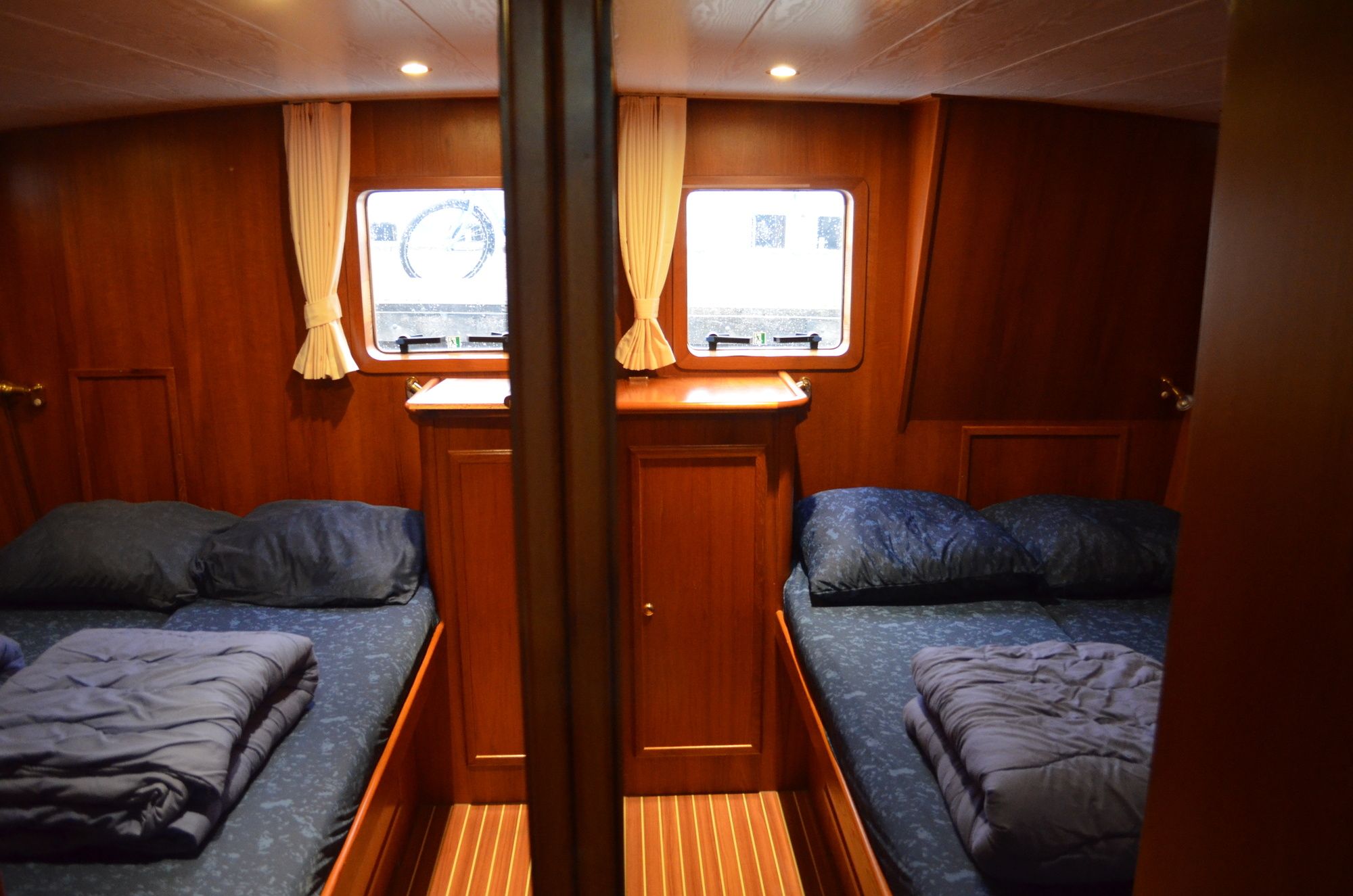 De Drait Advantage 42 | Saphir