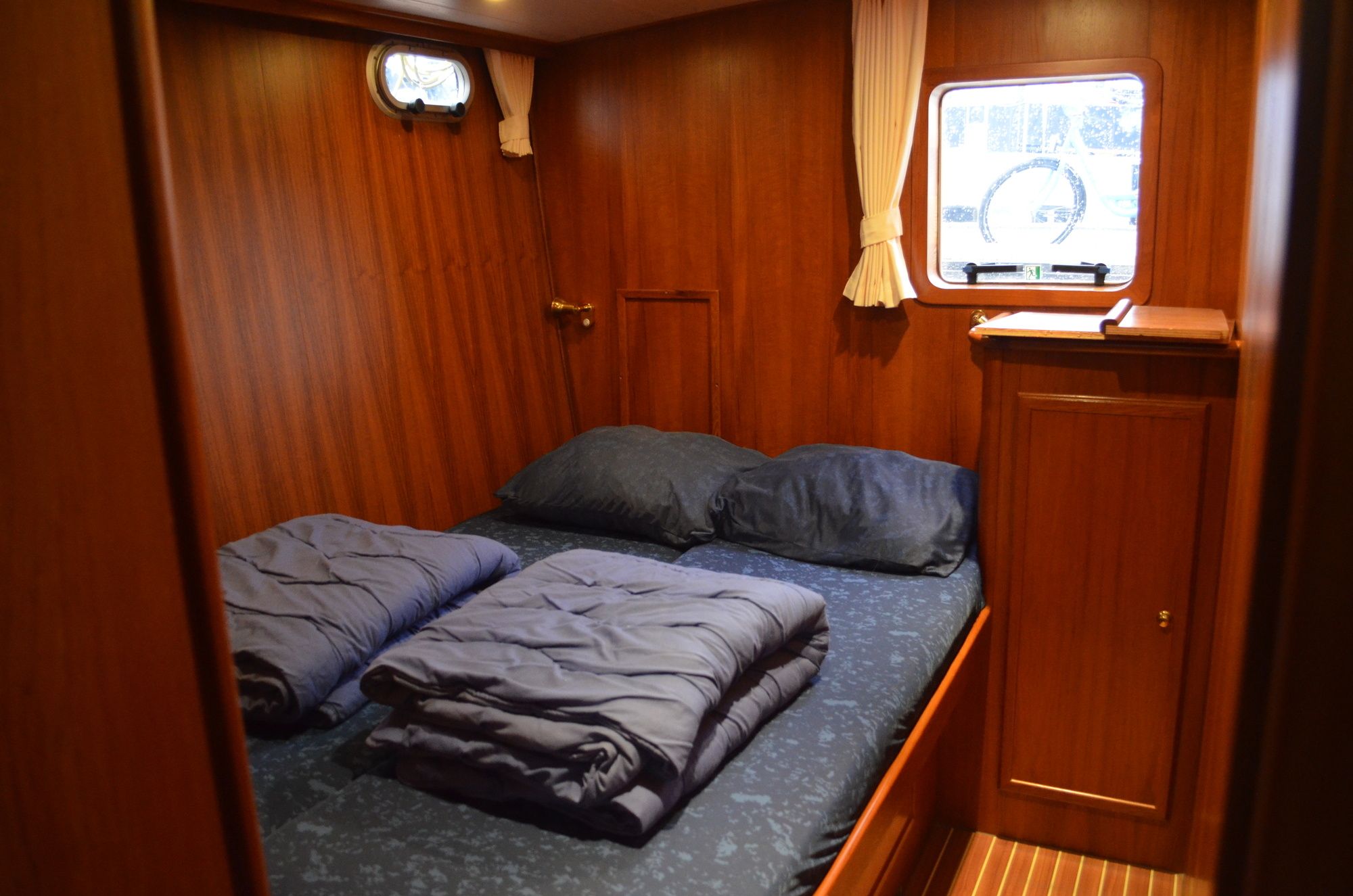 De Drait Advantage 42 | Saphir