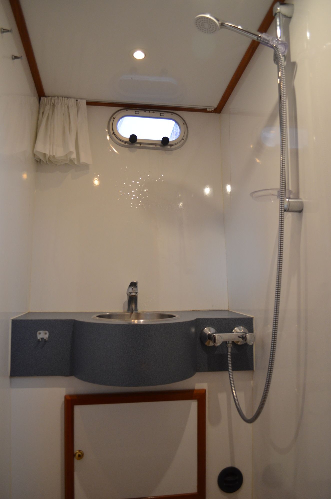 De Drait Advantage 42 | Saphir