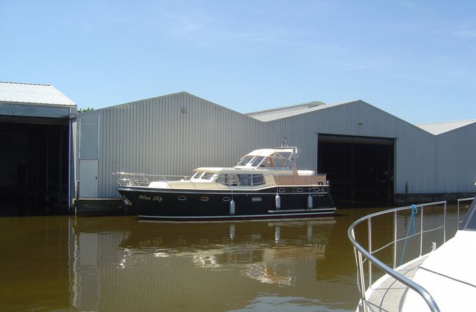 De Drait Advantage 42 | Blue Sky