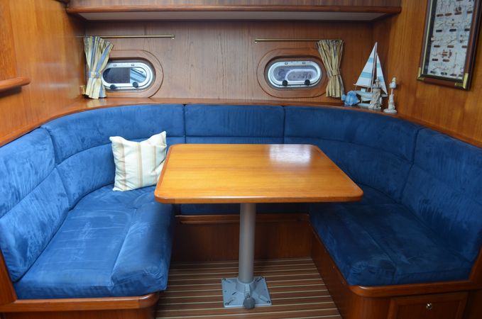 De Drait Advantage 42 | Blue Sky