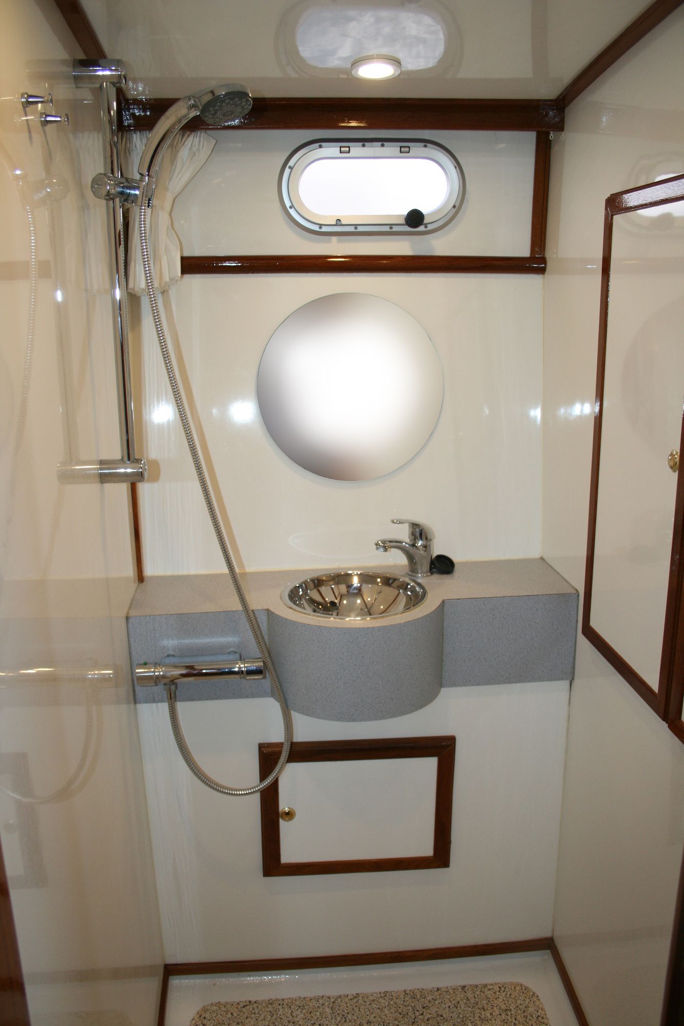 De Drait Advantage 42 | Blue Sky